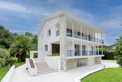 Maison &agrave; vendre &agrave; ARCACHON  - 7 pi&egrave;ces - 285 m&sup2; 