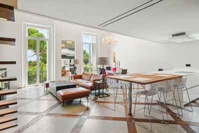 Appartement à vendre à CANNES La Source - 4 pièces - 150 m² 