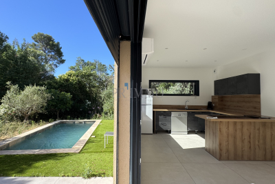 Maison &agrave; vendre &agrave; ST-RAPHAËL Taradeau - 6 pi&egrave;ces - 120 m&sup2; 