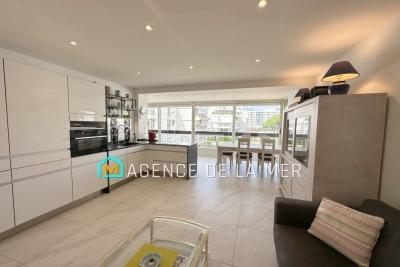Appartement &agrave; vendre &agrave; MANDELIEU-LA-NAPOULE  - 3 pi&egrave;ces - 70 m&sup2; 