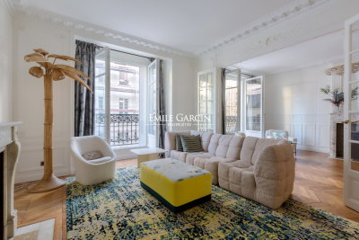 Appartement à louer à PARIS 6EME Seine et Berges 2 - 5 pièces - 140 m² 