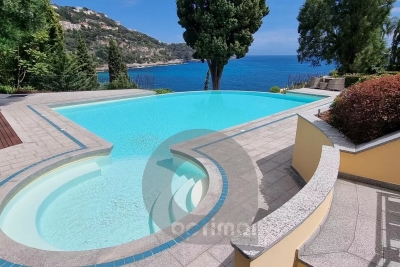 Appartement à vendre à ROQUEBRUNE-CAP-MARTIN Riquier-Arson - 2 pièces - 67 m² 