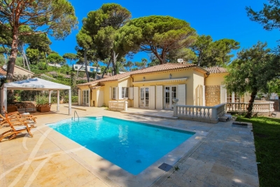 Maison &agrave; vendre &agrave; Cap d'Antibes  - 6 pi&egrave;ces 147 m&sup2; 