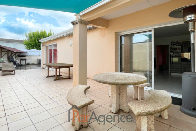 Maison à vendre à ST SULPICE DE ROYAN Sud - 5 pièces - 162 m² 