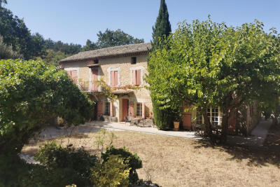 Maison &agrave; vendre &agrave; GRIGNAN Grignan - 7 pi&egrave;ces - 250 m&sup2; 