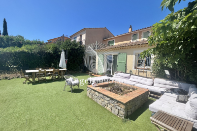 Maison à vendre à ROQUEBRUNE-SUR-ARGENS  - 4 pièces - 100 m² 