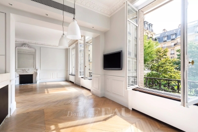 Appartement &agrave; vendre &agrave; PARIS 8EME Charonne - 5 pi&egrave;ces - 189 m&sup2; 