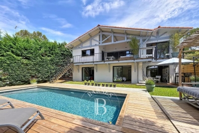 Maison &agrave; vendre &agrave; PYLA-SUR-MER  - 6 pi&egrave;ces - 184 m&sup2; 