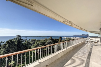 Apartment for sale in CANNES  - 5 rooms - 191 m² 