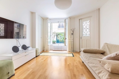 Apartment for sale in PARIS 16EME Porte Dauphine - 2 rooms - 59 m² 