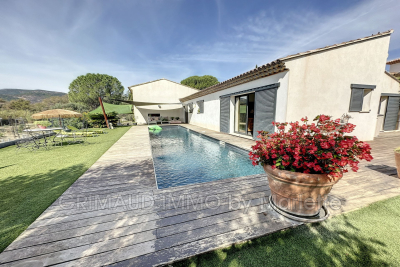 Maison &agrave; vendre &agrave; LE PLAN-DE-LA-TOUR  - 4 pi&egrave;ces - 172 m&sup2; 