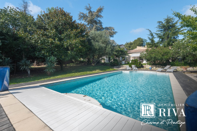 Maison &agrave; vendre &agrave; LATRESNE  - 9 pi&egrave;ces - 226 m&sup2; 