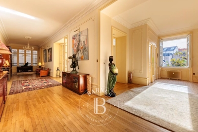 Appartement &agrave; vendre &agrave; NANTES  - 7 pi&egrave;ces - 325 m&sup2; 