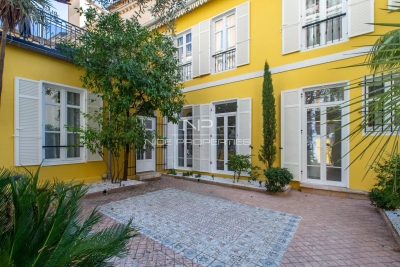 Maison à vendre à CANNES  - 4 pièces - 131 m² 