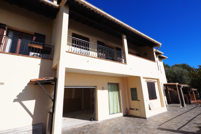 Maison à vendre à LA TURBIE  - 8 pièces - 232 m² 