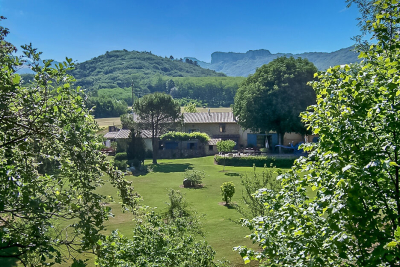 Maison à vendre à PEYRUS  - 14 pièces - 450 m² 