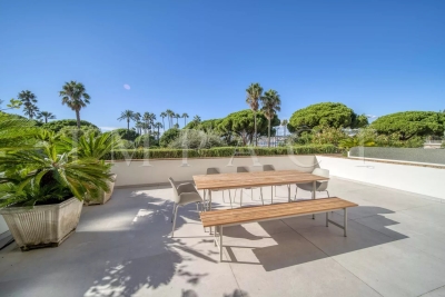 Appartement à Cannes &agrave; louer à partir de 3 250 € / semaine, Photo 1