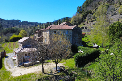 Maison à vendre à SANILHAC  - 8 pièces - 173 m² 