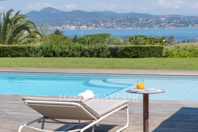 Maison à louer à ST-TROPEZ   - 2888 m² 