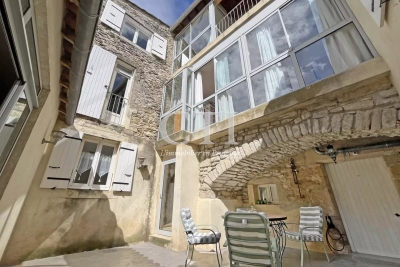 Maison à vendre à GRIGNAN  - 6 pièces - 200 m² 