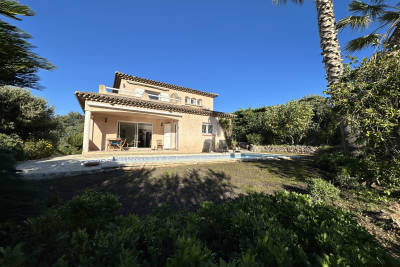 Maison &agrave; vendre &agrave; FRÉJUS  - 5 pi&egrave;ces - 180 m&sup2; 