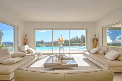 Maison à vendre à Ollioules  - 12 pièces 359 m² 