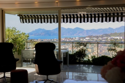 Apartment for sale in LE CANNET  - 5 rooms - 147 m² 