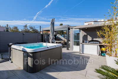 Maison &agrave; vendre &agrave; GOLFE JUAN  - 6 pi&egrave;ces - 138 m&sup2; 