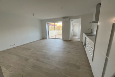 Appartement à vendre à HYÈRES  - 4 pièces - 91 m² 
