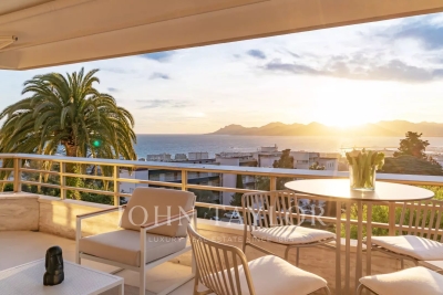 Appartement &agrave; vendre &agrave; CANNES La Californie - 4 pi&egrave;ces - 100 m&sup2; 