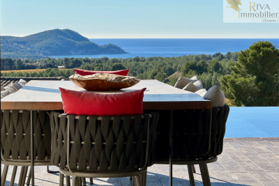 Maison &agrave; vendre &agrave; LA CADIÈRE-D'AZUR  - 13 pi&egrave;ces - 350 m&sup2; 