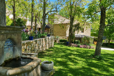 Maison à vendre à ST-MICHEL-L'OBSERVATOIRE  - 13 pièces - 300 m² 