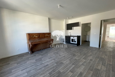 Apartment to rent in APT  - 2 rooms - 35 m² 