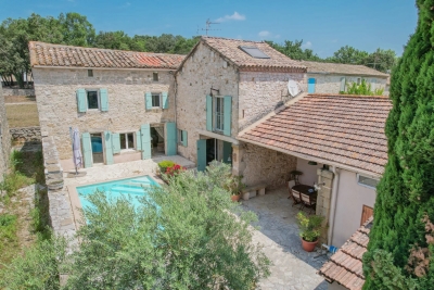 Maison à vendre à UZÈS Brouzen-La Royale - 6 pièces - 189 m² 