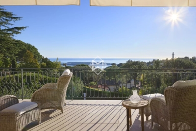 Maison à vendre à CANNES Moneghetti Est - 7 pièces - 320 m² 