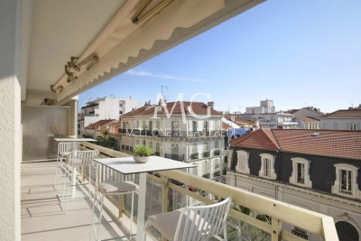 Appartement à vendre terrasse vue magnifique antibes