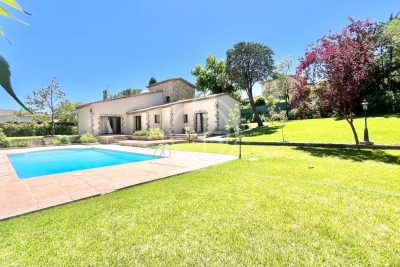 Maison à vendre à Valbonne  - 7 pièces 185 m² 