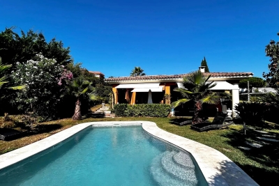 Maison &agrave; vendre &agrave; MANDELIEU-LA-NAPOULE  - 5 pi&egrave;ces - 170 m&sup2; 