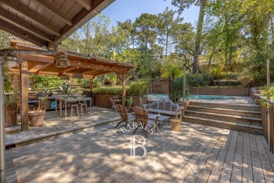 Maison à vendre à LÈGE-CAP-FERRET  - 6 pièces - 170 m² 