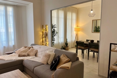 Appartement à louer à ANTIBES Les Tourrades-Pont de Siagne Ou La Canar - 3 pièces - 107 m² 