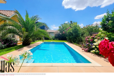 Maison à vendre à ANDERNOS-LES-BAINS Saint-Bruno-Saint-Victor 1 - 8 pièces - 210 m² 