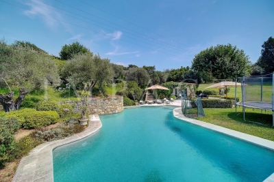 House to rent in MOUGINS Valmasque-Notre Dame de Vie - 9 rooms - 750 m&sup2; 