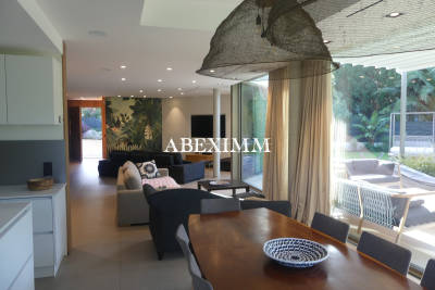 Maison à vendre à LA CROIX-VALMER  - 6 pièces - 220 m² 