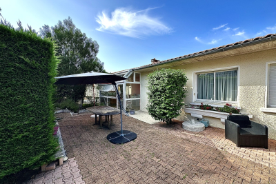 House for sale in LA TESTE-DE-BUCH  - 7 rooms - 170 m² 