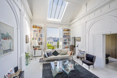 Appartement &agrave; vendre &agrave; PARIS 6EME Monnaie - 5 pi&egrave;ces - 168 m&sup2; 