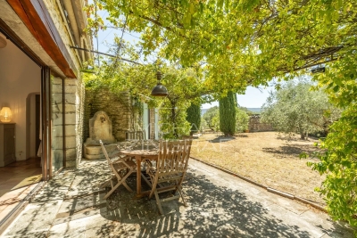 House for sale in GORDES  - 6 rooms - 230 m² 