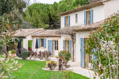 Maison &agrave; vendre &agrave; AIX-EN-PROVENCE  - 8 pi&egrave;ces - 239 m&sup2; 