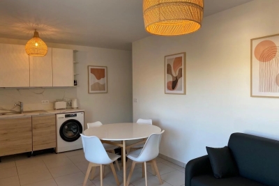 Appartement à louer à ANTIBES  - 2 pièces - 43 m² 