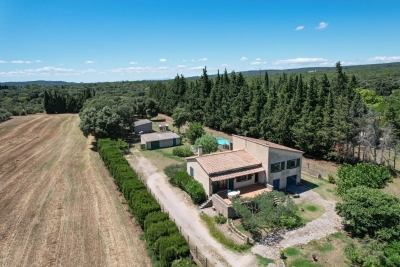 Maison à vendre à UZÈS Castanet - 6 pièces - 141 m² 