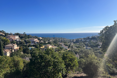 Maison à vendre à LES ISSAMBRES  - 4 pièces - 120 m² 